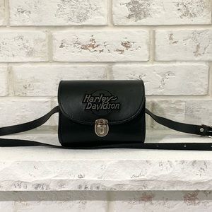 Harley Davidson vintage hard case purse.